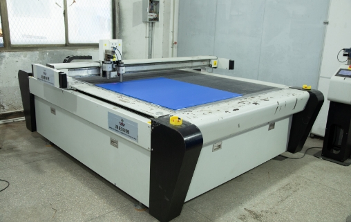 生產(chǎn)設(shè)備-9